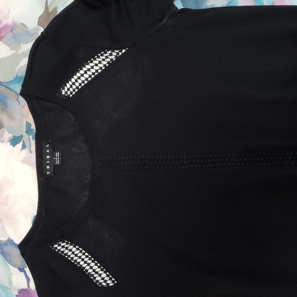 Tribal Top - Picture 5 of 7